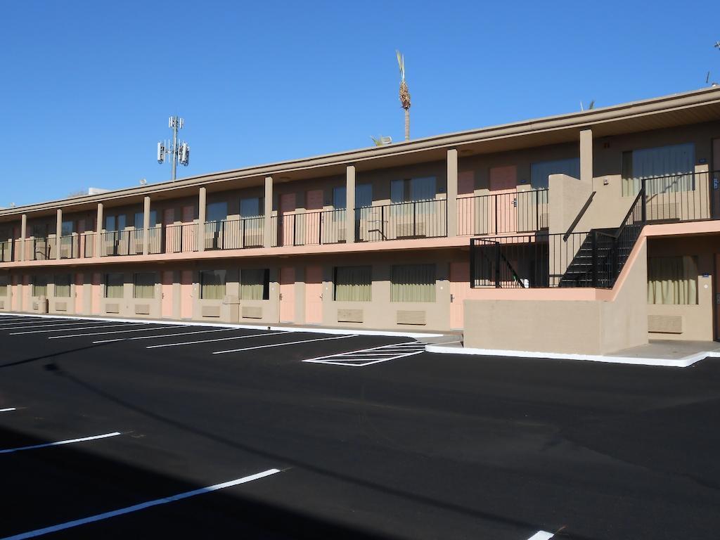 Rodeway Inn Phoenix North I-17 Exteriér fotografie