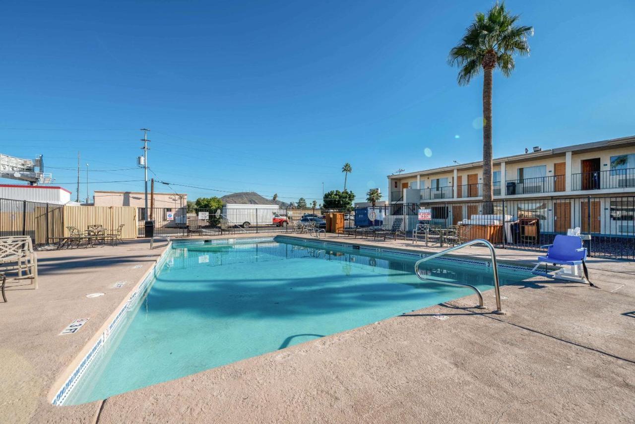 Rodeway Inn Phoenix North I-17 Exteriér fotografie